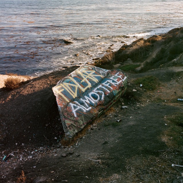 FIDLAR – Almost Free